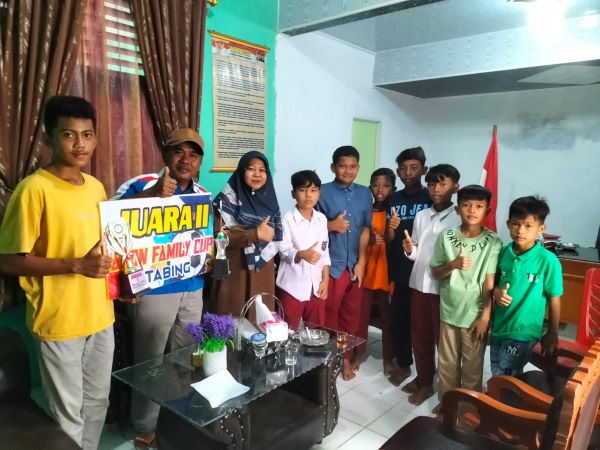Dalam Pagelaran Apon Family Cup, SSB Desa Koto tuo Berhasil Naik Podium Juara